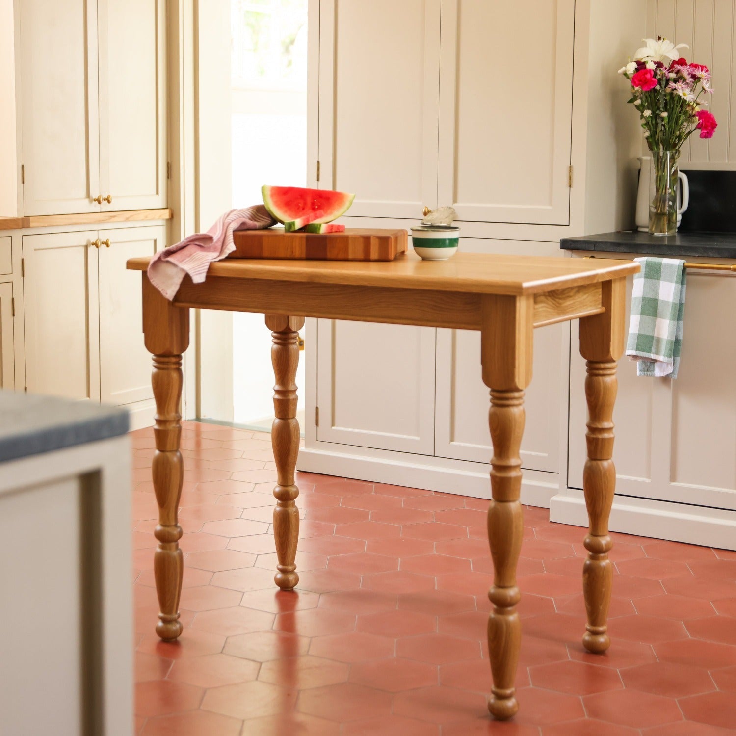 White Oak Classic Island Table – Scotsman USA