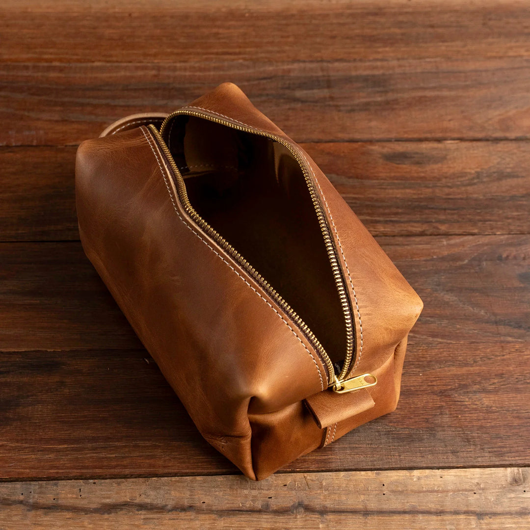 Scotsman Leather Dopp Kit